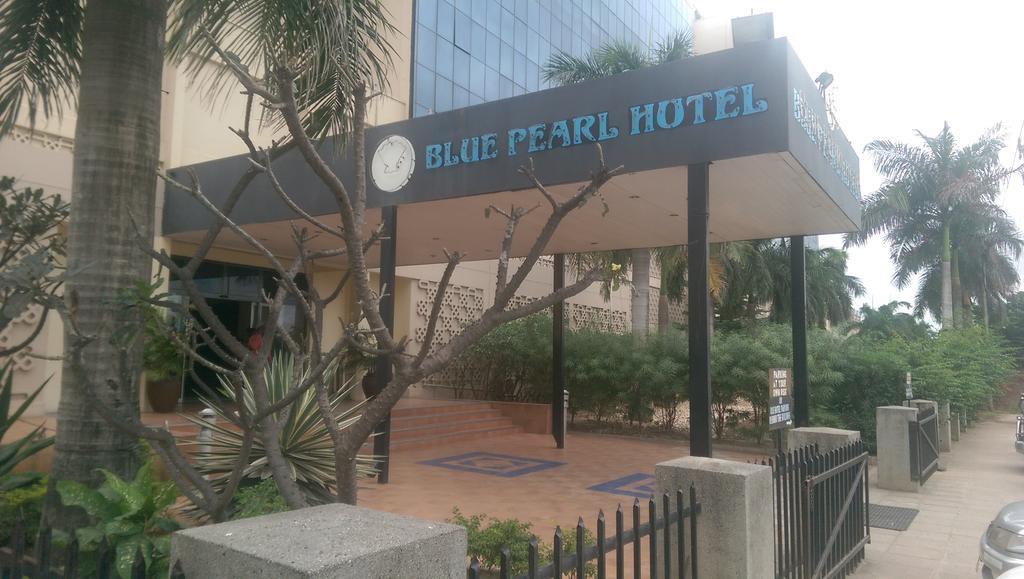 Blue Pearl Hotel & Apartments Dar es Salaam Exterior photo